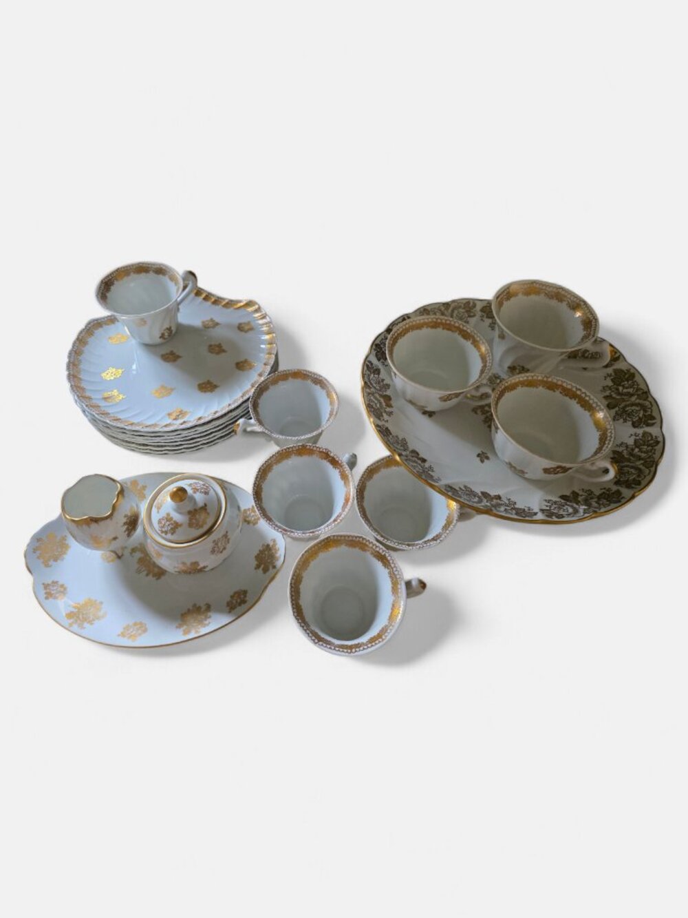 🌟 Authentic Limoges France Hand-Painted Snack Set – 6 Place Settings + 2 🌟